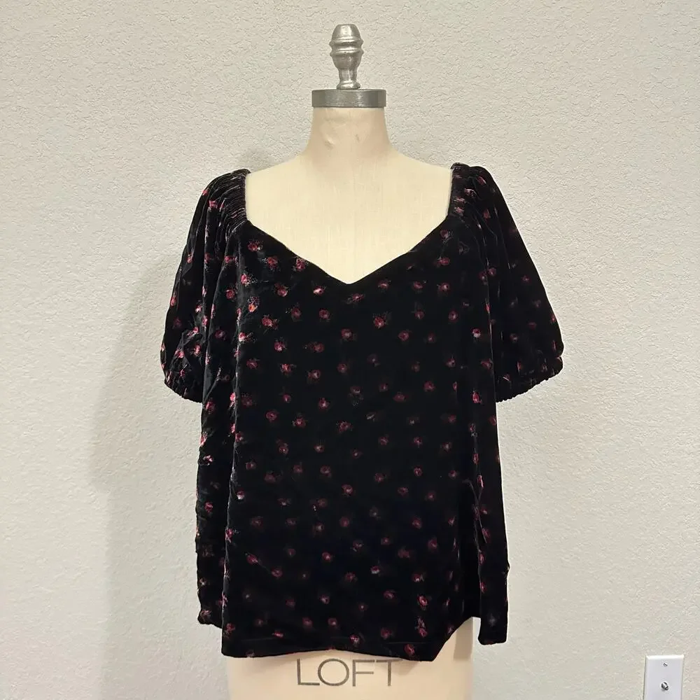 LOFT Blouse Black Ditsy Floral Velvet Short Puff Sleeve Sweetheart NWT